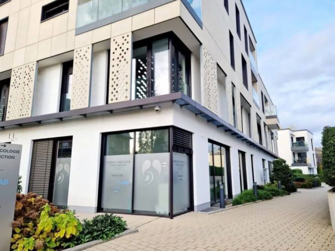 Façade du bâtiment du cabinet de diététique à Luxembourg-Ville (Limpertsberg), près de l’arrêt de tram Faïencerie